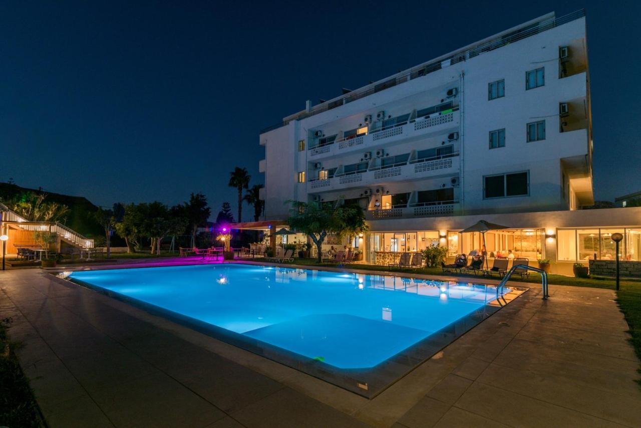 Matala Bay Hotel & Apartments ภายนอก รูปภาพ
