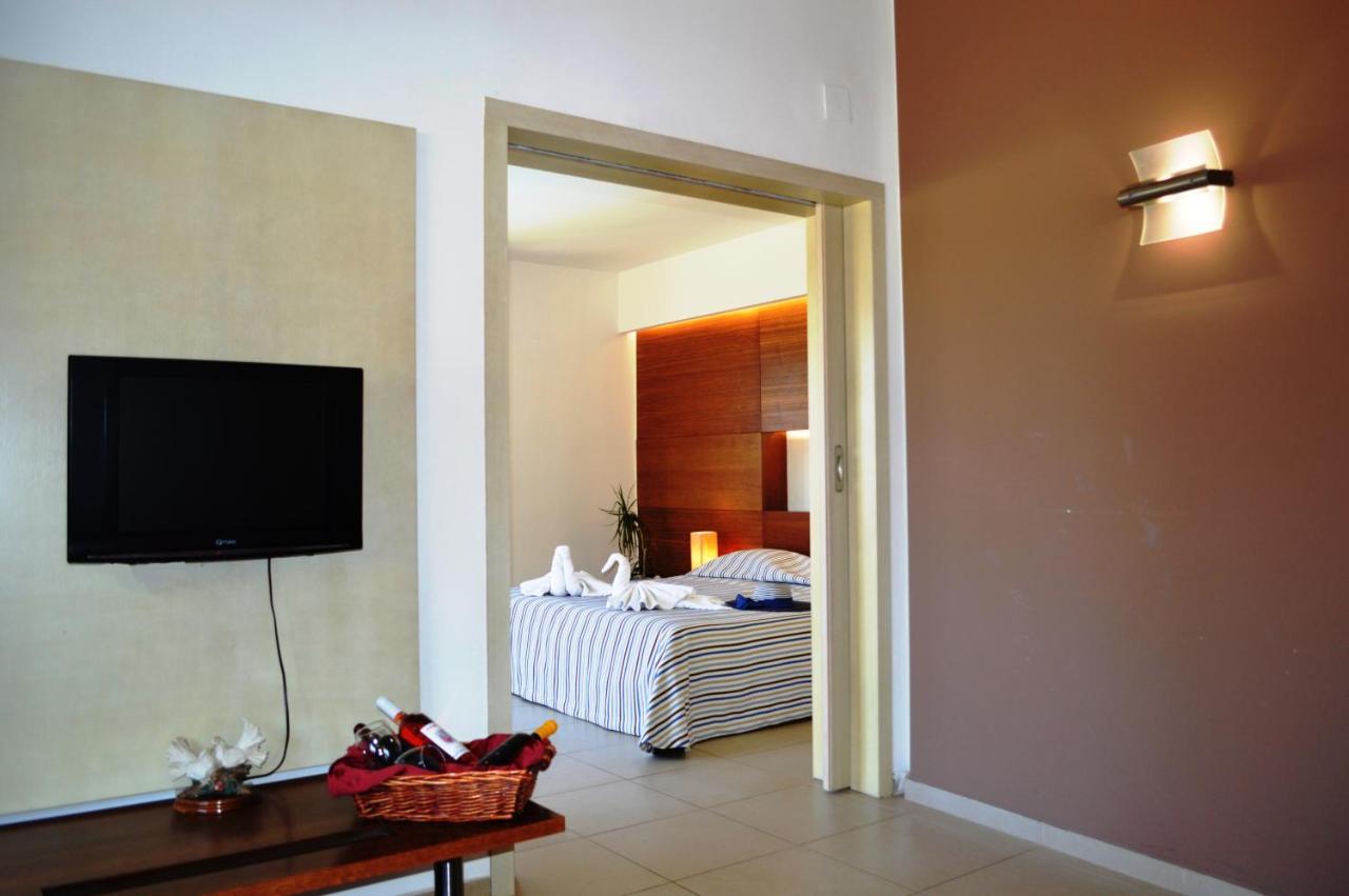 Matala Bay Hotel & Apartments ภายนอก รูปภาพ