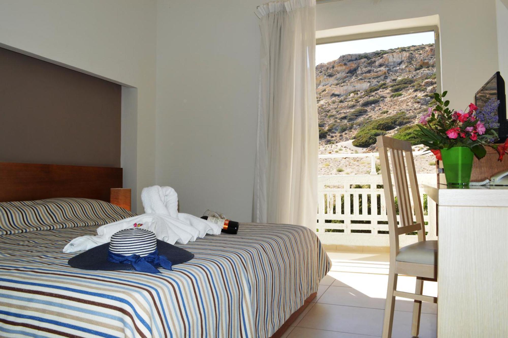 Matala Bay Hotel & Apartments ภายนอก รูปภาพ
